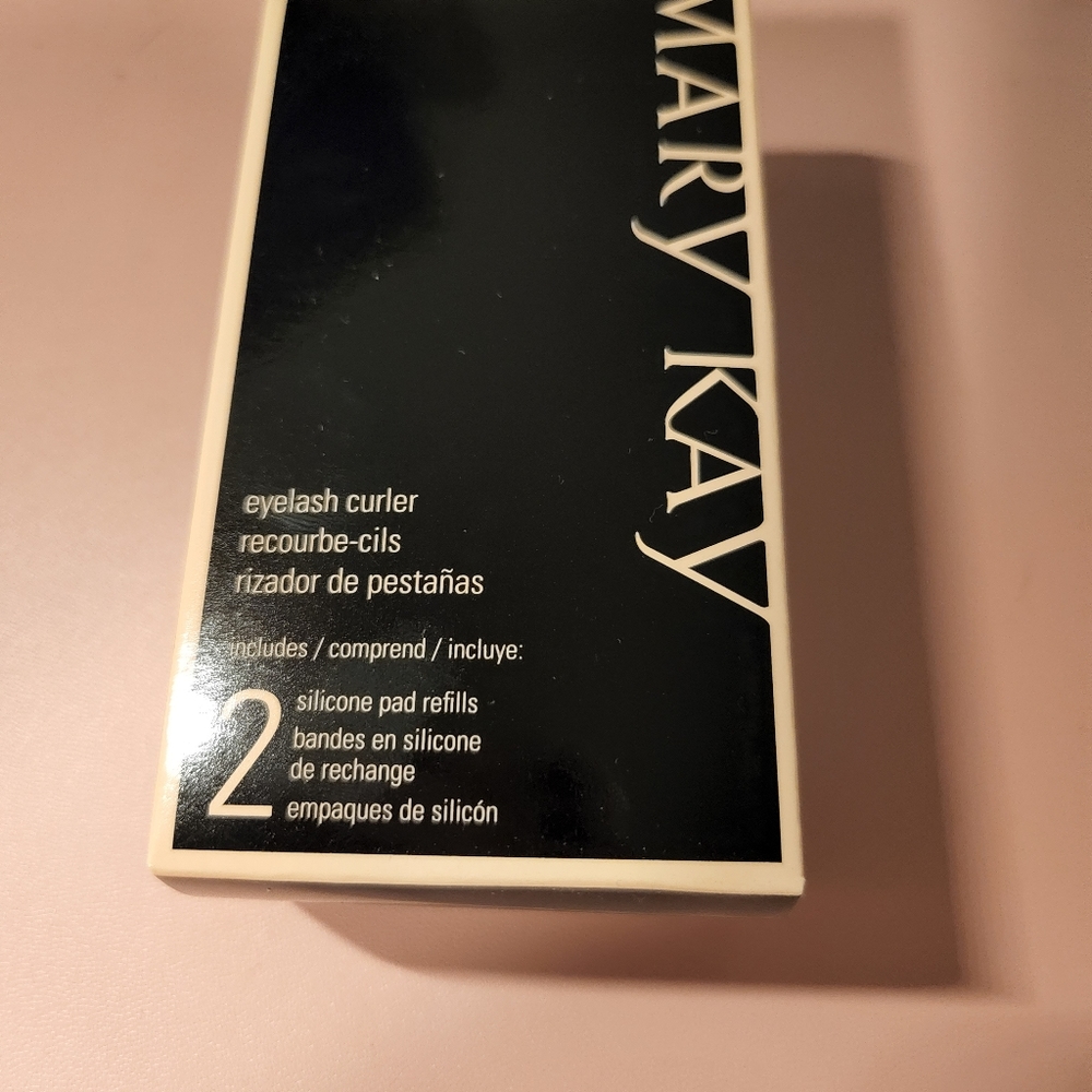 Mary Kay eyelash curler